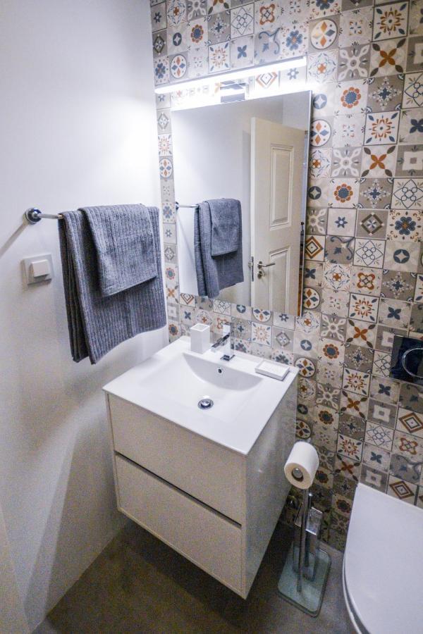 Sunny And Stylish Apartment - 11 Min To The Center 리스본 외부 사진